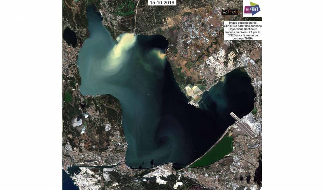 Image Sentinel 2 : Matière en suspension dans l'eau en raison des turbinages par EDF et des apports par l'Arc