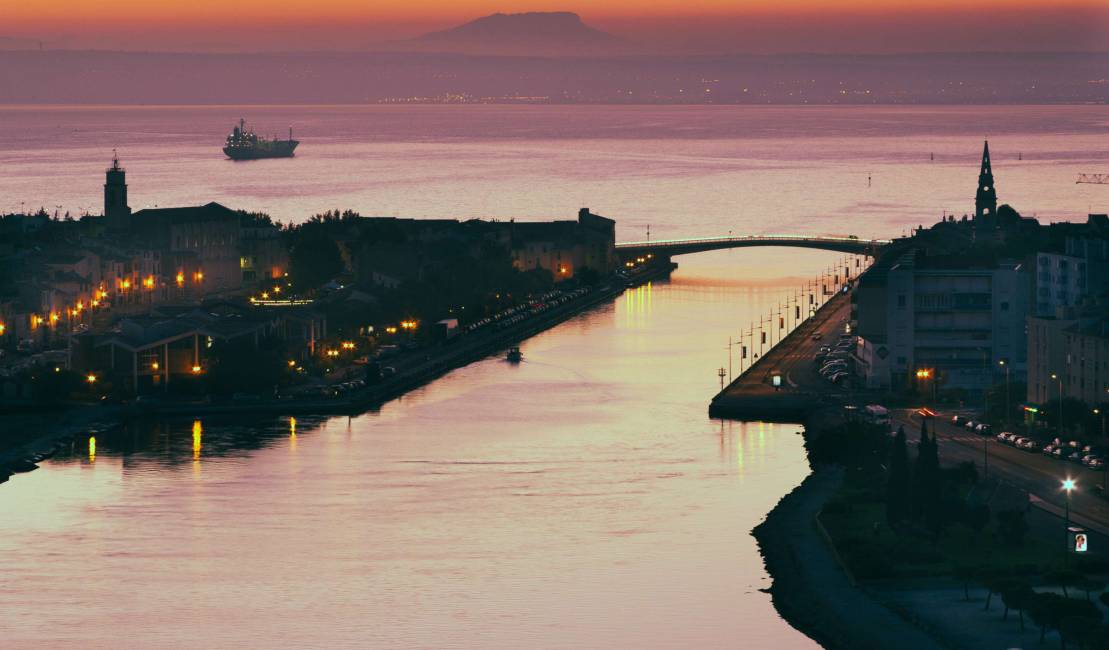 Canal de Caronte et étang de Berre / Caronte canal And Berre lagoon